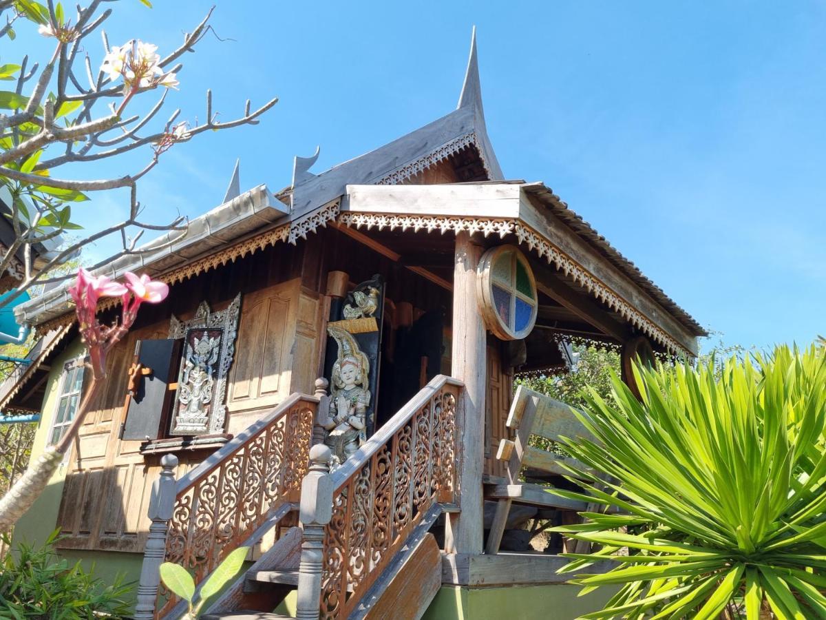 Hello Sichang Bungalow Ko Si Chang Exterior photo