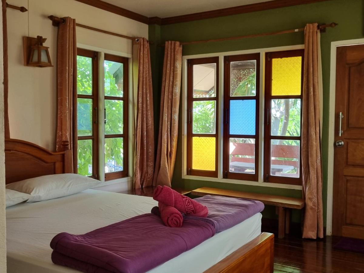 Hello Sichang Bungalow Ko Si Chang Exterior photo